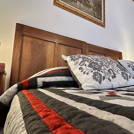 Bed and Breakfast Domus Iulii Чивидале-дель-Фриули Экстерьер фото