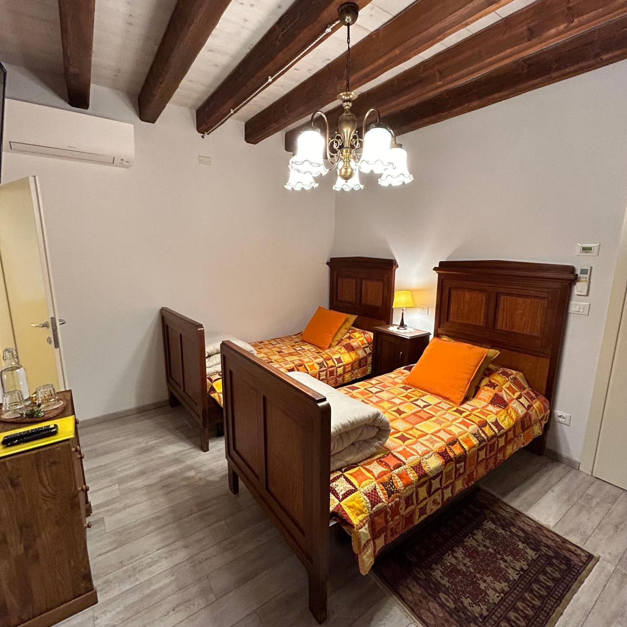 Bed and Breakfast Domus Iulii Чивидале-дель-Фриули Экстерьер фото