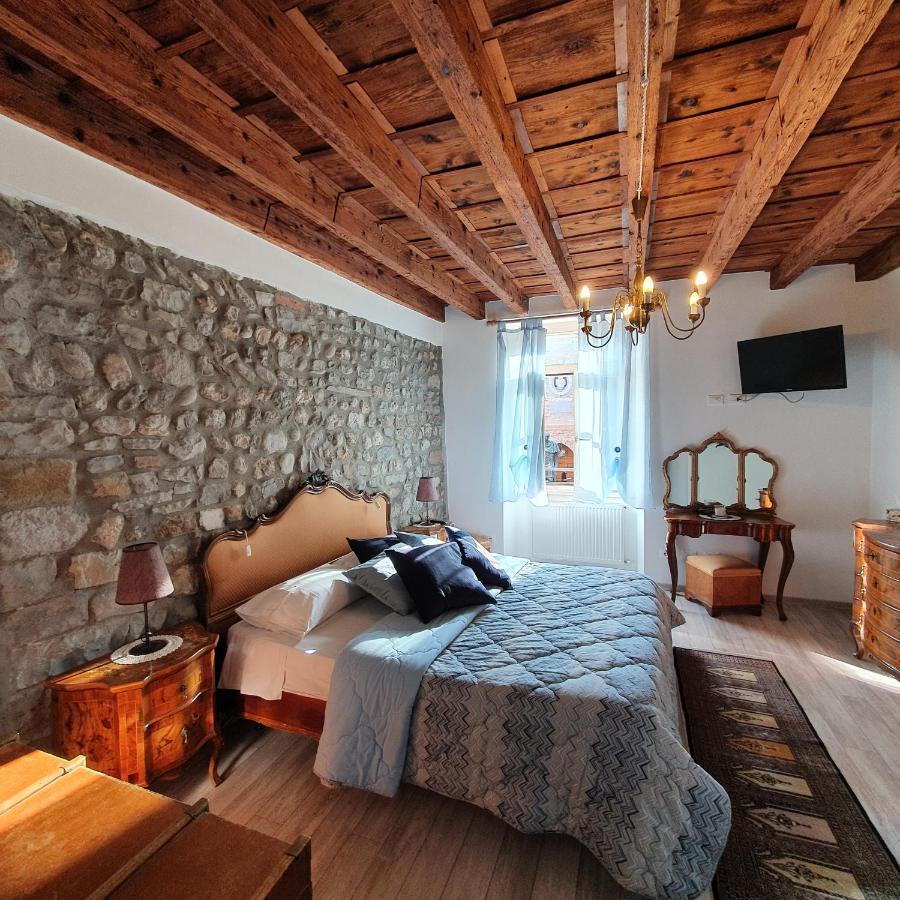 Bed and Breakfast Domus Iulii Чивидале-дель-Фриули Экстерьер фото